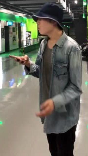 路人吃瓜围观的视频,路人围观吃瓜，揭秘现场精彩瞬间