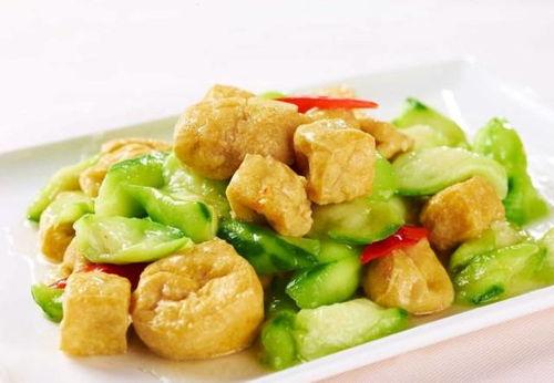 如何做一名吃瓜博主视频,如何轻松制作热门视频