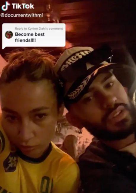 妹子旅行吃瓜视频在线观看,妹子旅行吃瓜视频大赏