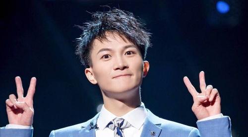 周深明星吃瓜视频,揭秘娱乐圈幕后故事