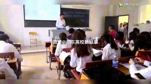 答辩吃瓜现场视频在线观看,一窥学术答辩的趣味瞬间