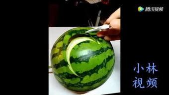 吃冻哈密瓜视频,冻哈密瓜视频带你领略新疆瓜果的魅力