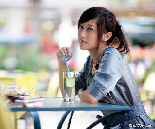 美女吃瓜日记视频下载网站,热门视频下载网站大起底