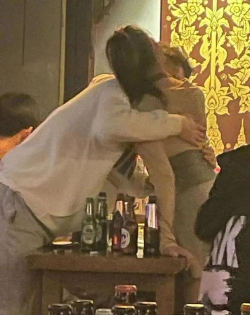 女子打人吃瓜事件视频