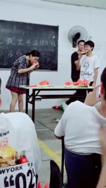 大新女老师吃瓜视频大全