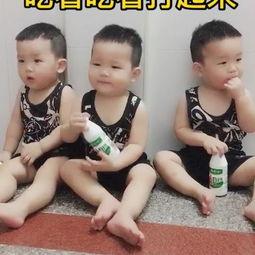 双胞胎儿子吃瓜视频,萌态十足萌化网友心