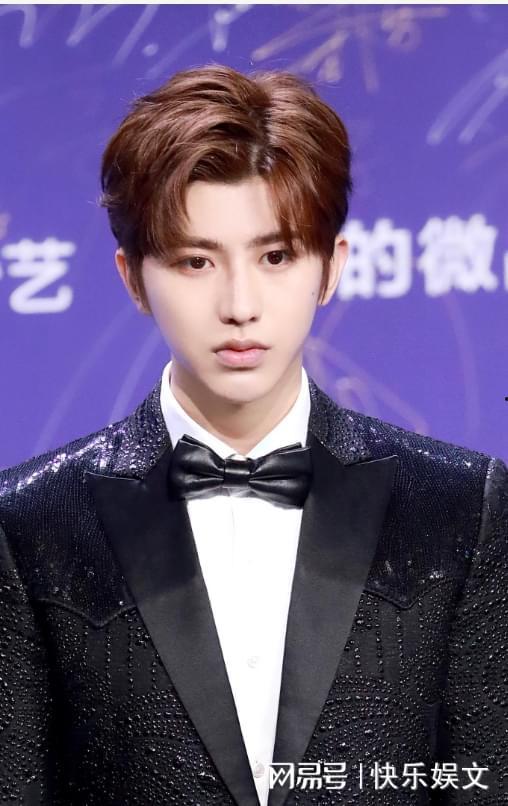 前排吃瓜蔡徐坤视频在线观看